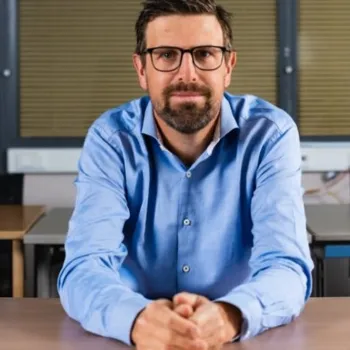 Yves Stevens picture